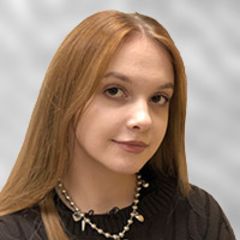 Попова Влада